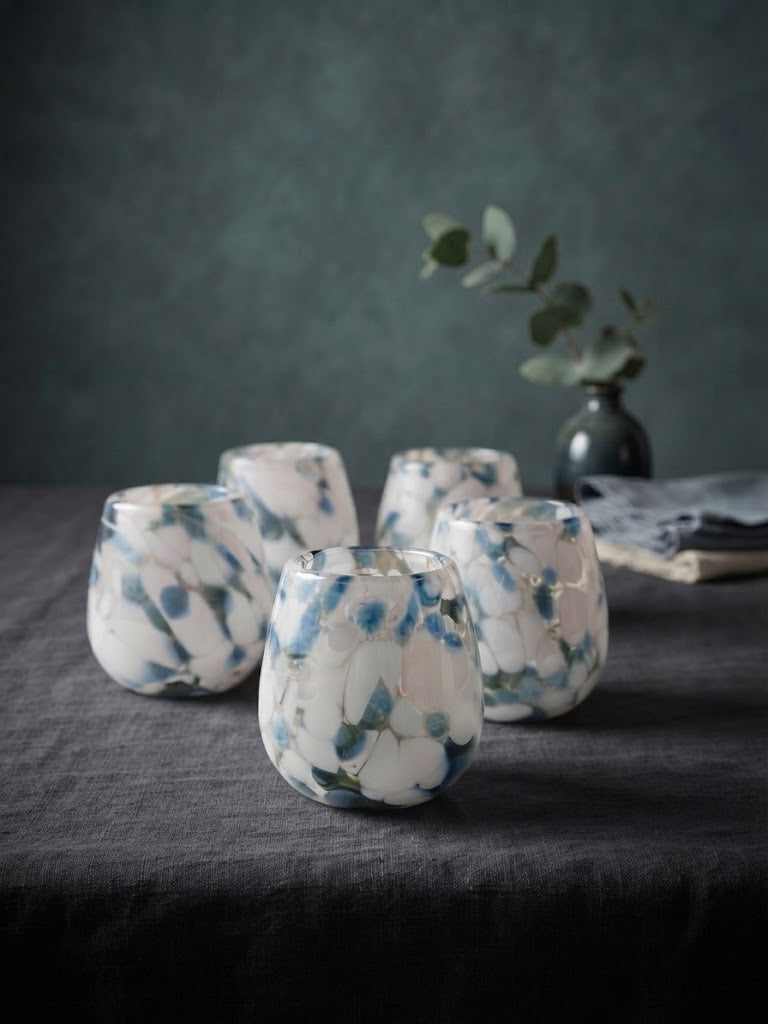 6 VASOS DE VIDRIO(MOD. PINTAS AZULES CON ROSA BEBE FORMA BOLA)