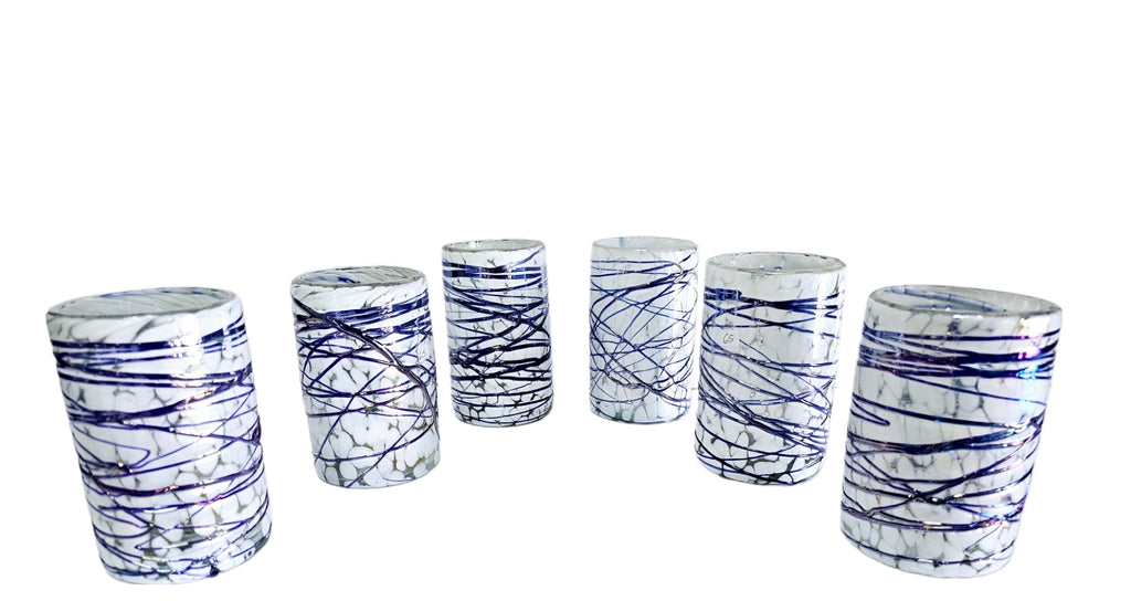 Set de 6 Vasos de Vidrio Soplado Pintas Blancas con Telaraña Cobalto – 10 oz + Regalo Incluido