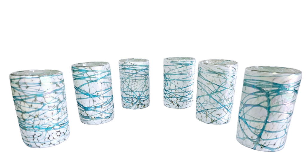 Set de 6 Vasos de Vidrio Soplado Pintas Blancas con Telaraña Aquamarina – 14 oz + Regalo Incluido